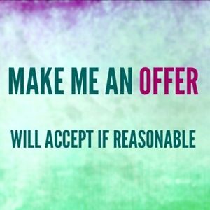 MAKE ME AN OFFER💲💴 please share!
